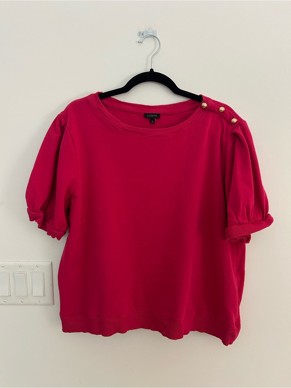 Talbots Women’s XL Pink Puff Sleeve Sweatshirt Gold Button Shoulder 100% Cotton